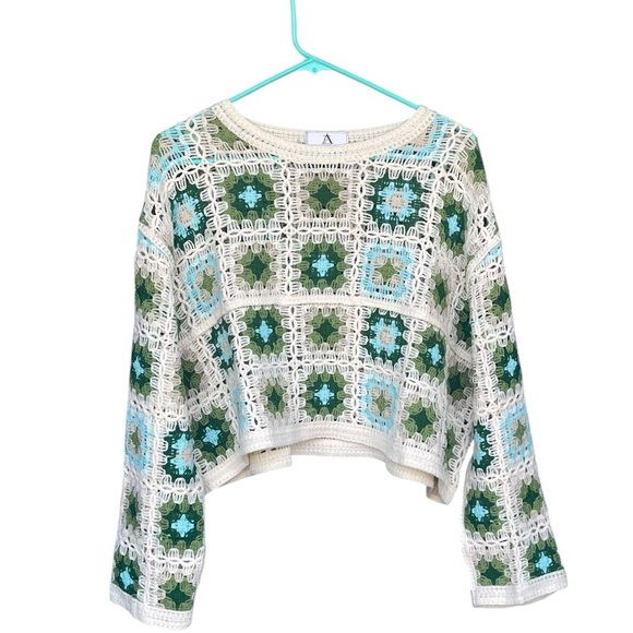 Granny Square Crochet Cropped Sweater - Green and Blue - Picture 2 of 5